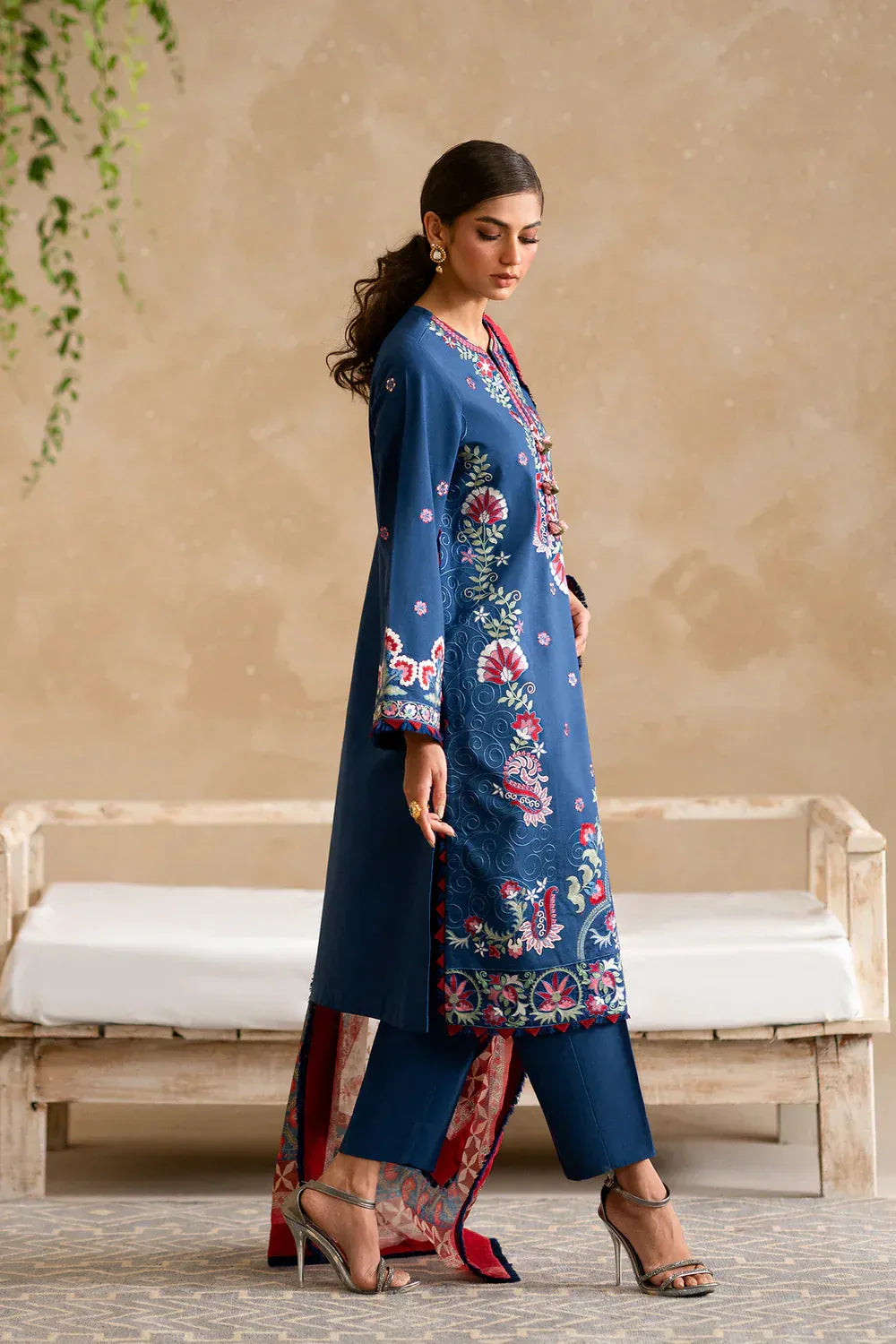 ETHNIC E0550-203-622 3PC