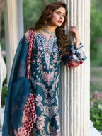 MAHNUR SOPHIE ADELLE