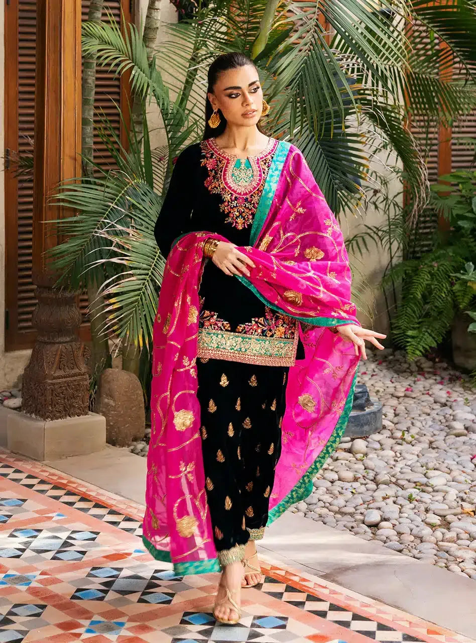 ZAINAB CHOTTANI ZEBA