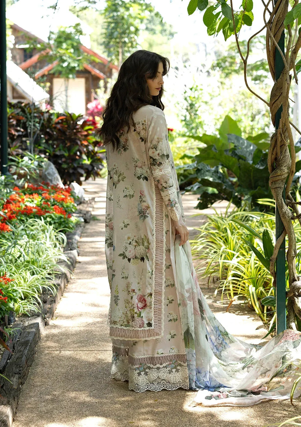ELAF SIGNATURE EMBROIDERED COLLECTION ESA-4A