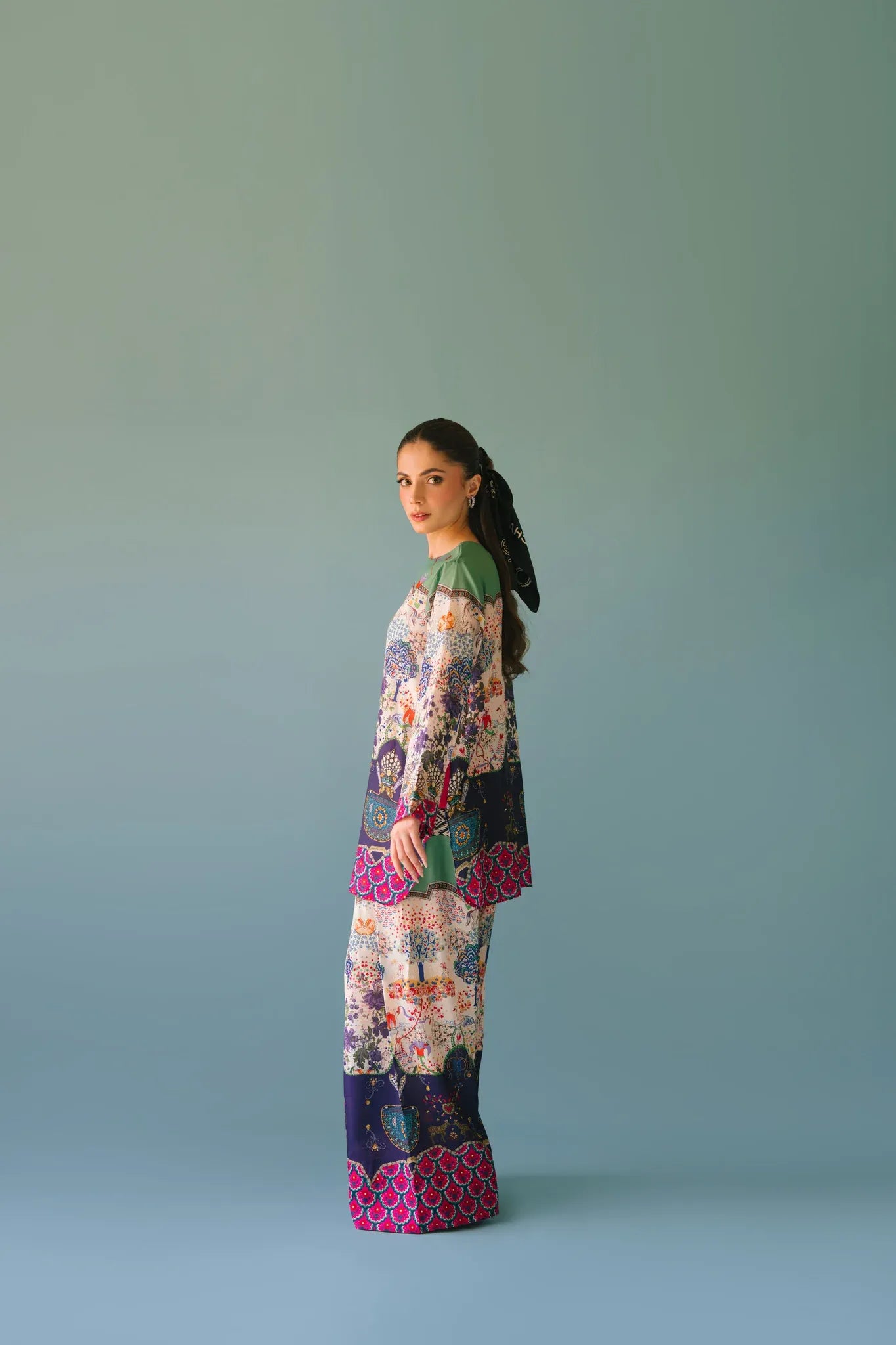 SAMMY K HUNGING GARDEN 2PC