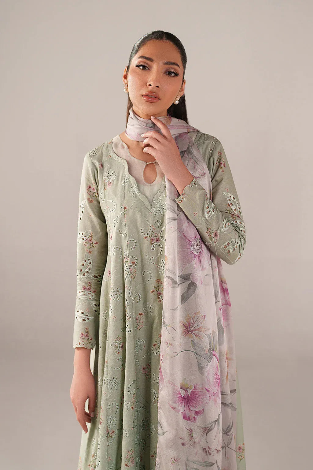 IZNIK SPRING SUMMER SS-03