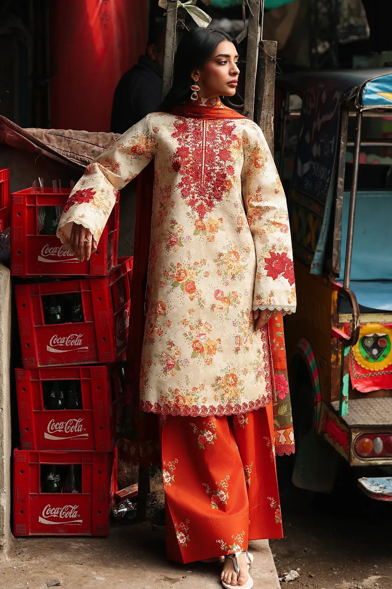 RAJBARI NISSA FLORAL SYMPHONY D-01
