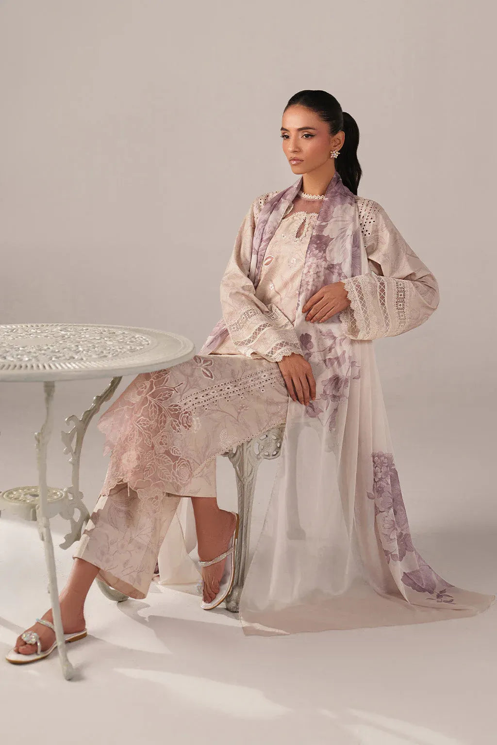 IZNIK SPRING SUMMER SS-01