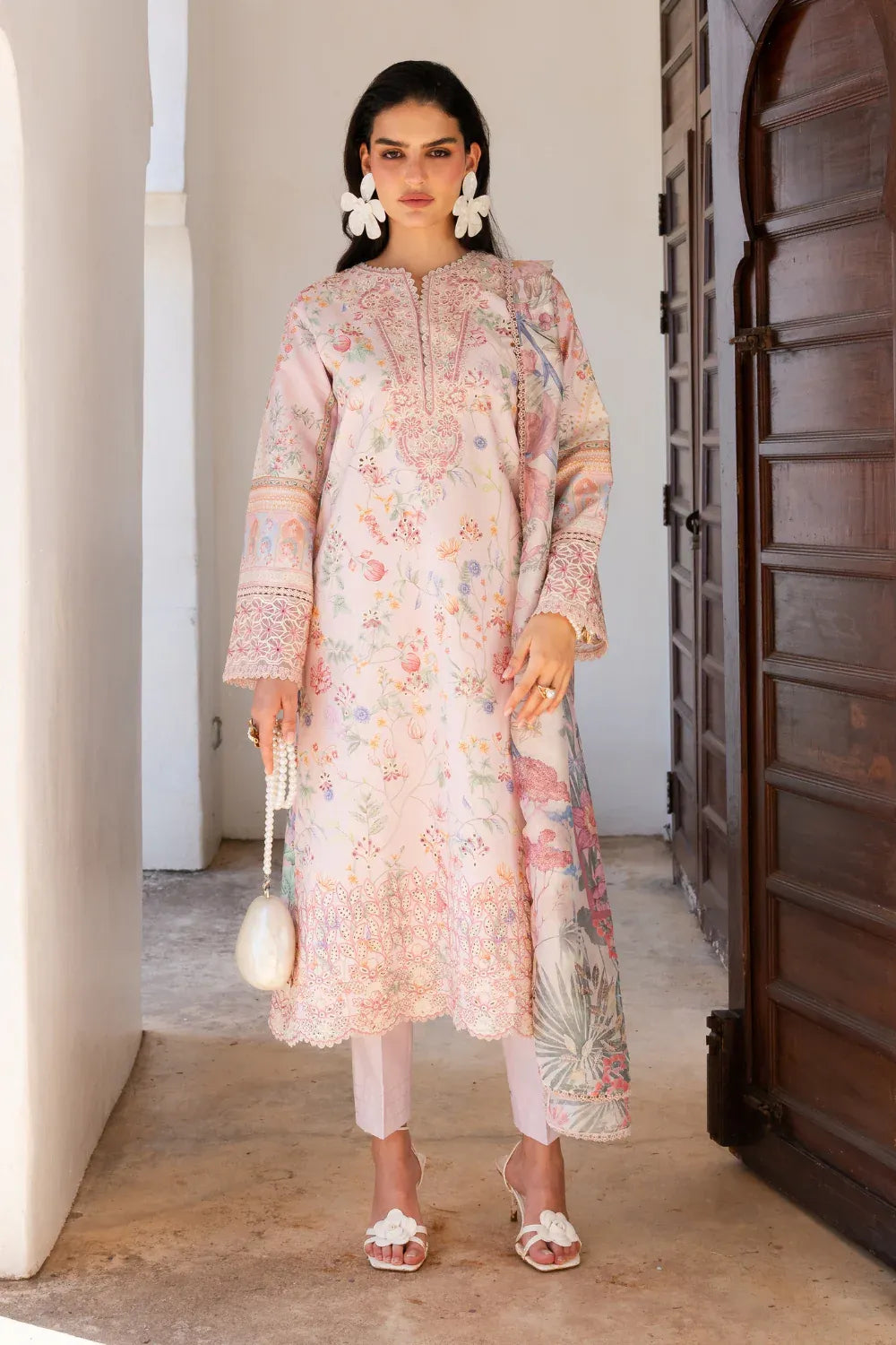 AABYAAN SHEZLIN CHIKANKARI AZ-04