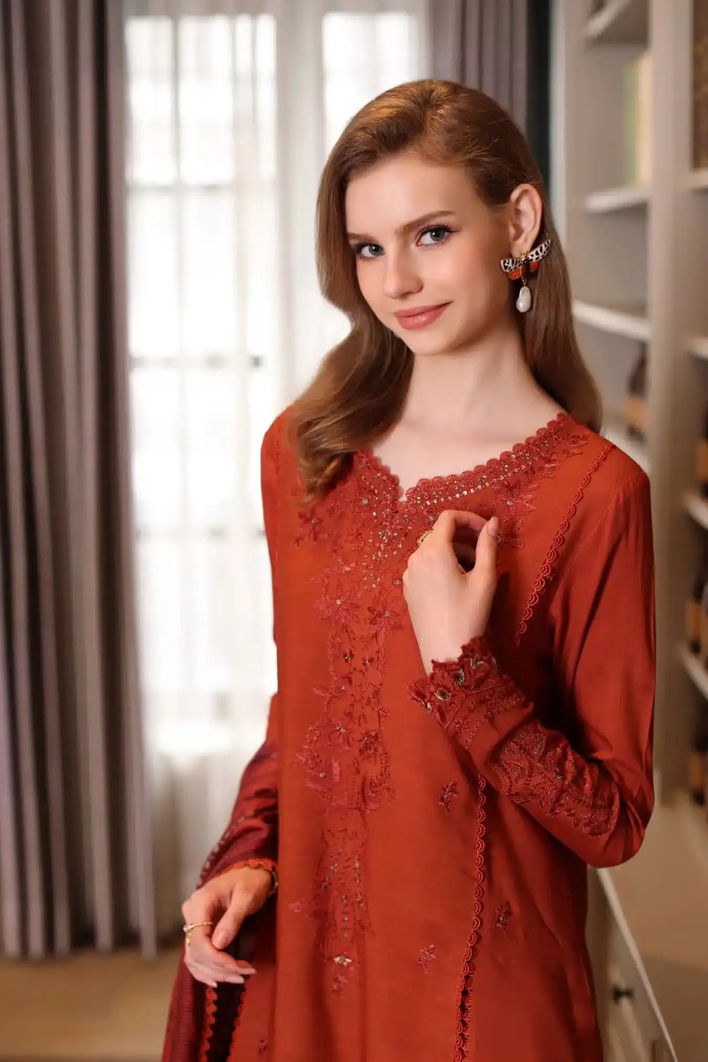 NOOR BY SAADIA ASAD D-05A