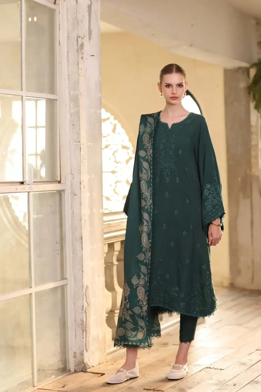 NOOR BY SAADIA ASAD D-09A
