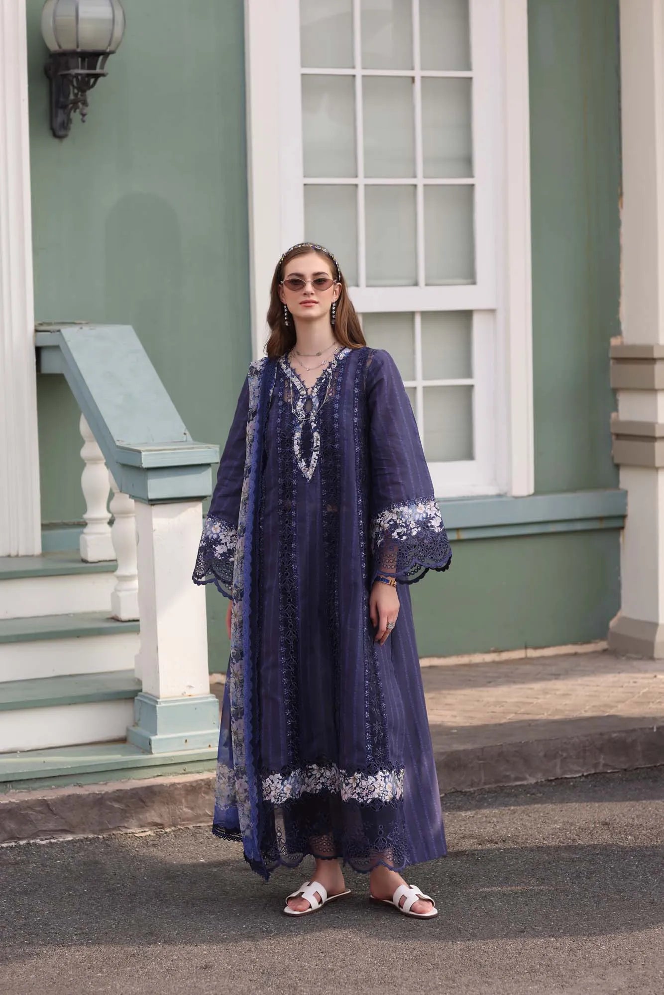 NOOR EID LUXE CHIKANKARI D-07