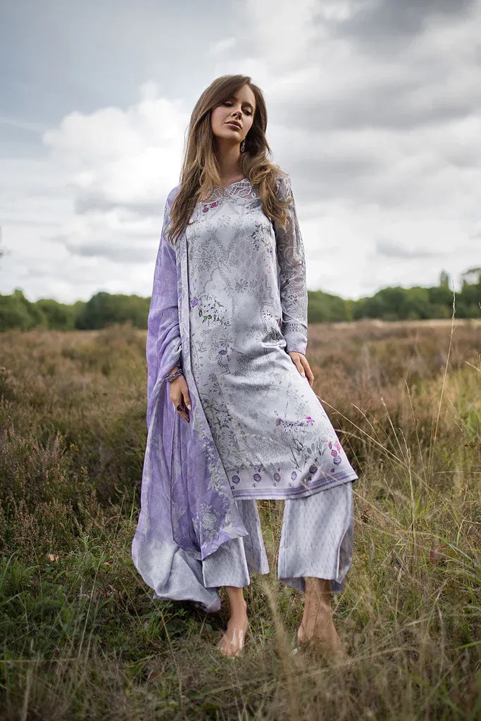SOBIA NAZIR SATIN D-03