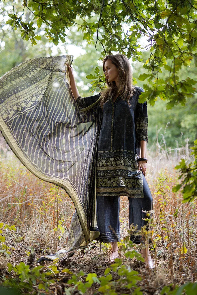 SOBIA NAZIR SATIN D-05