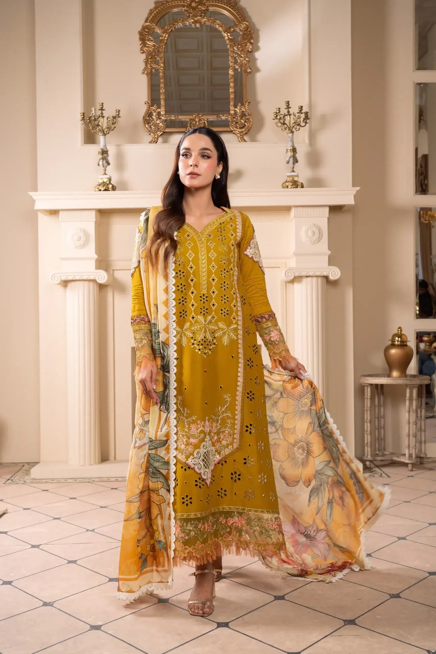 ATIYA IRFAN PREET GOLDEN GLACE