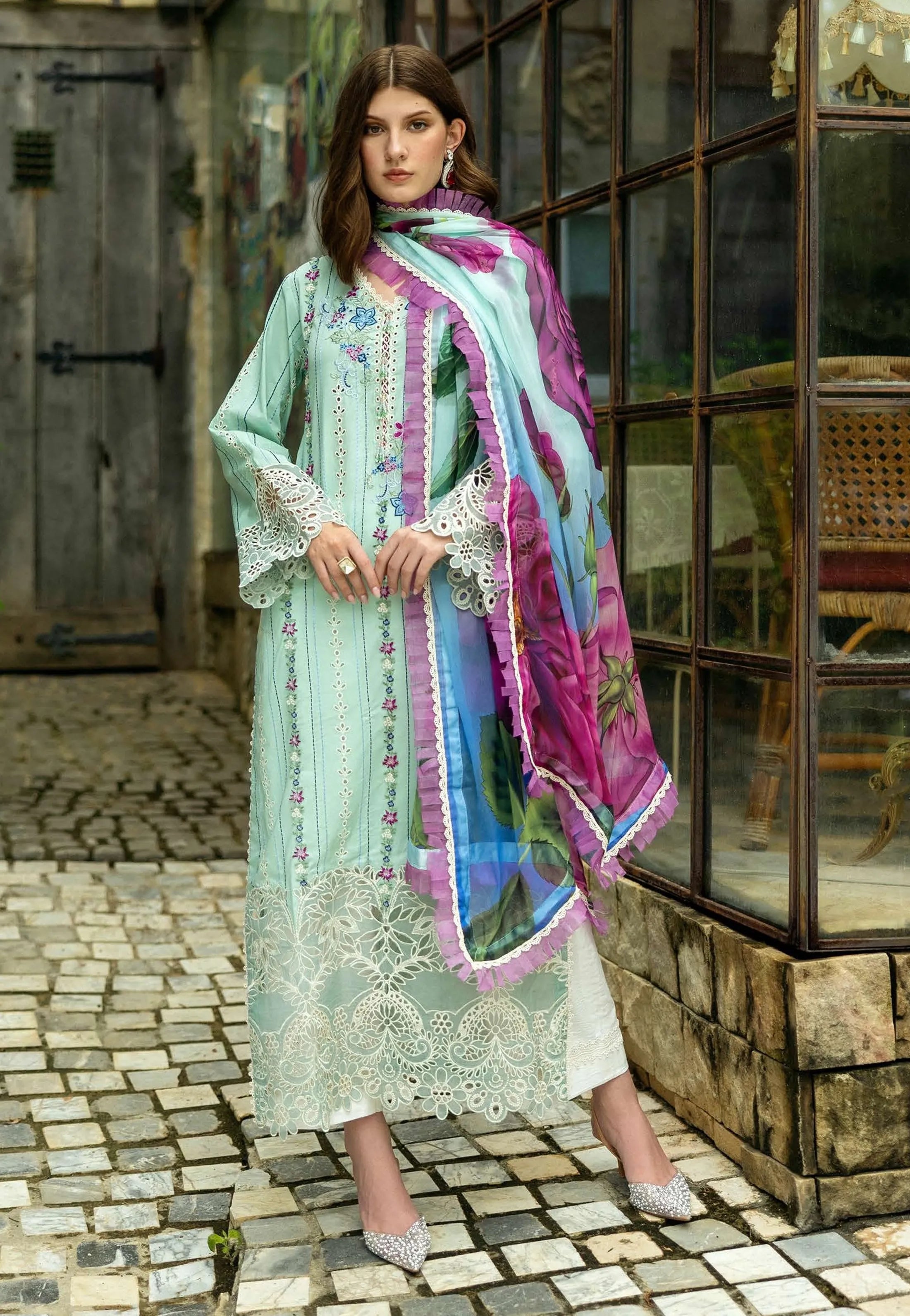 STITCHED BY CC RNZ-02A ROHEENAZ 3PC