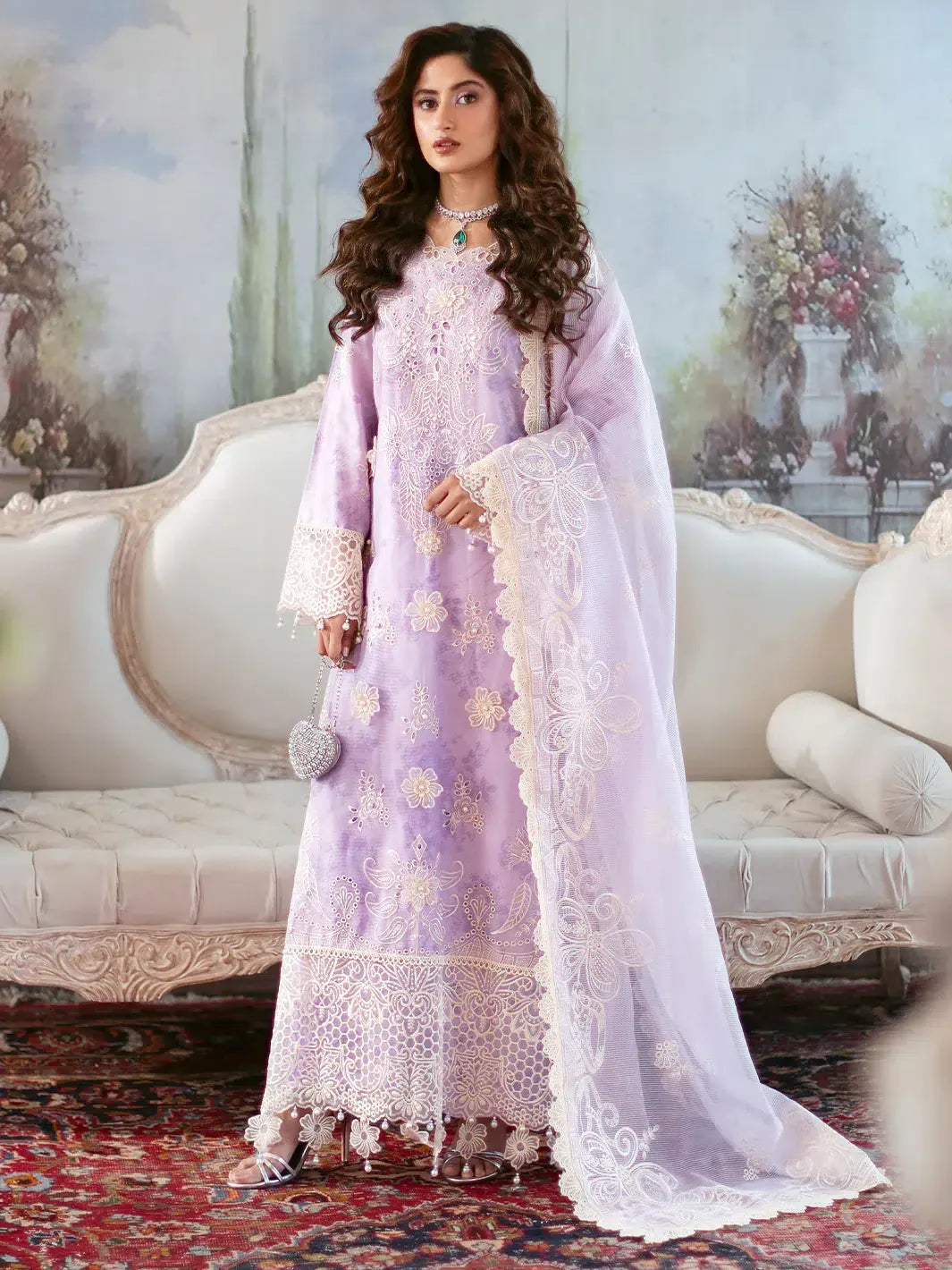 MAHNUR SOPHIE LYRELL