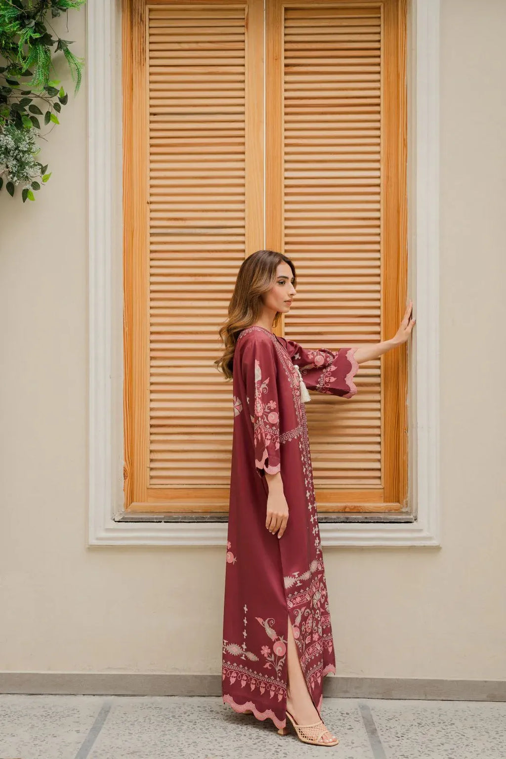 BARAE KHANOM OLGA 1PC