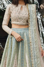 AFROZEH PETALHOUR