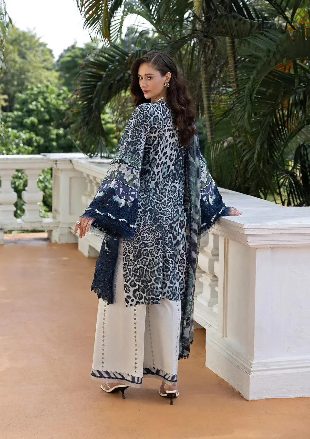 ELAF SIGNATURE EMBROIDERED COLLECTION ESA-3B