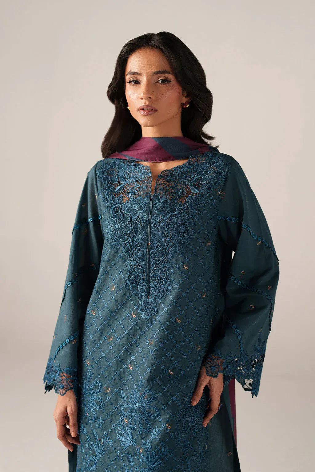 IZNIK SPRING SUMMER SS-10