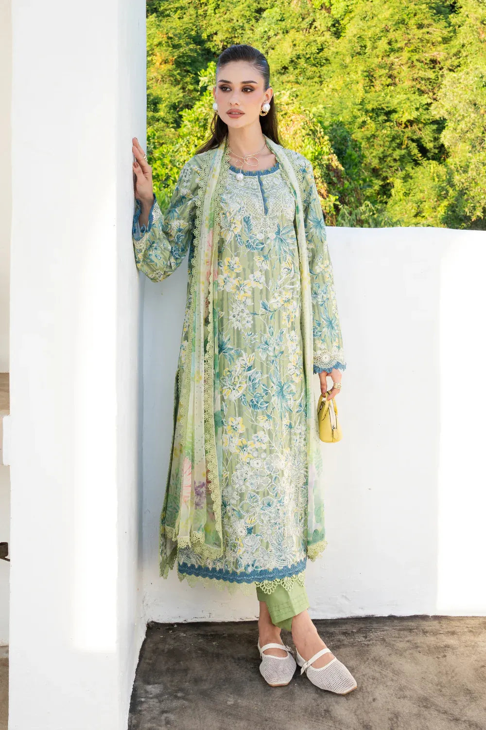 AABYAAN SHEZLIN CHIKANKARI AZ-12