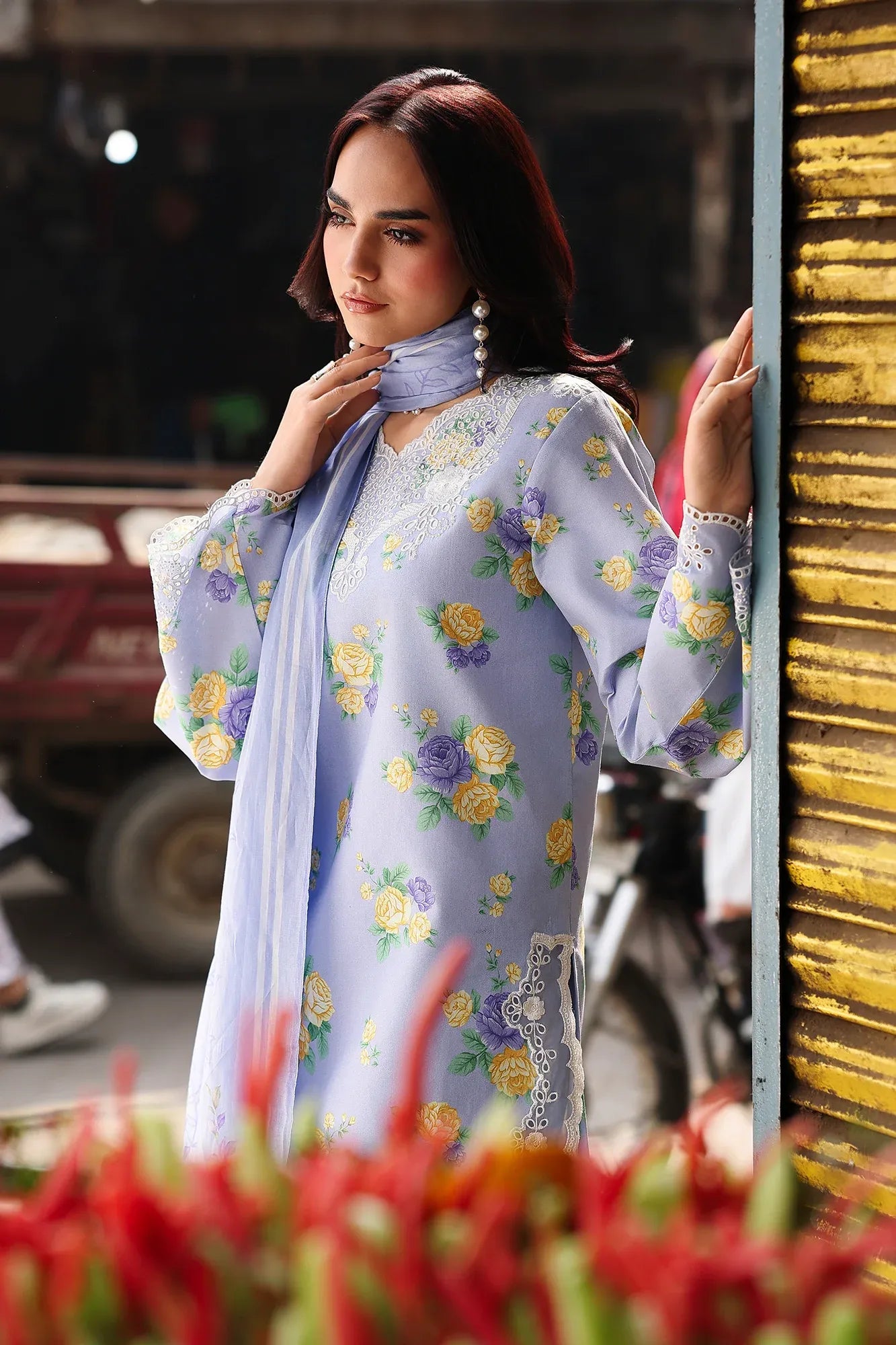 RAJBARI NISSA FLORAL SYMPHONY D-09