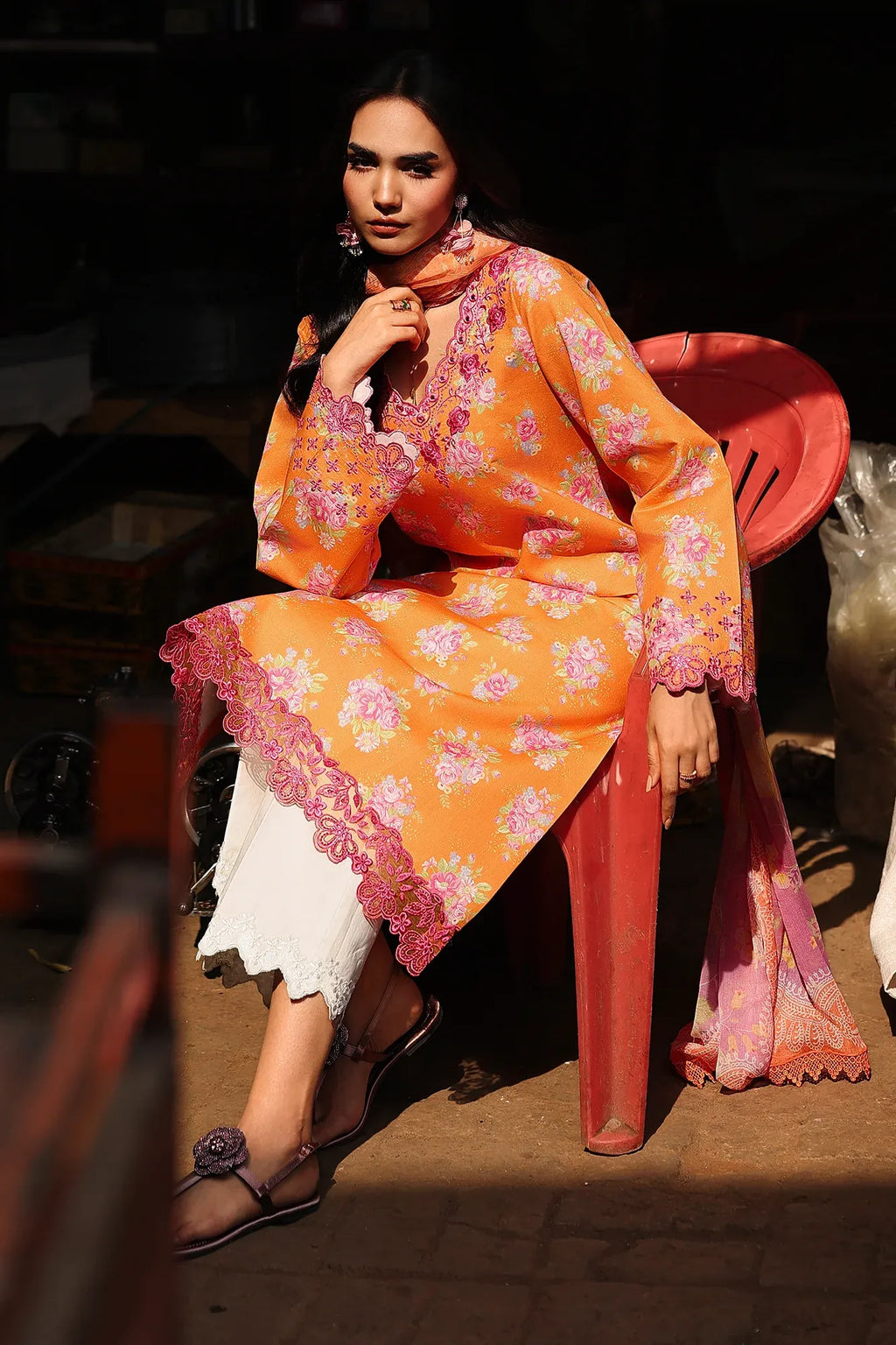 RAJBARI NISSA FLORAL SYMPHONY D-04