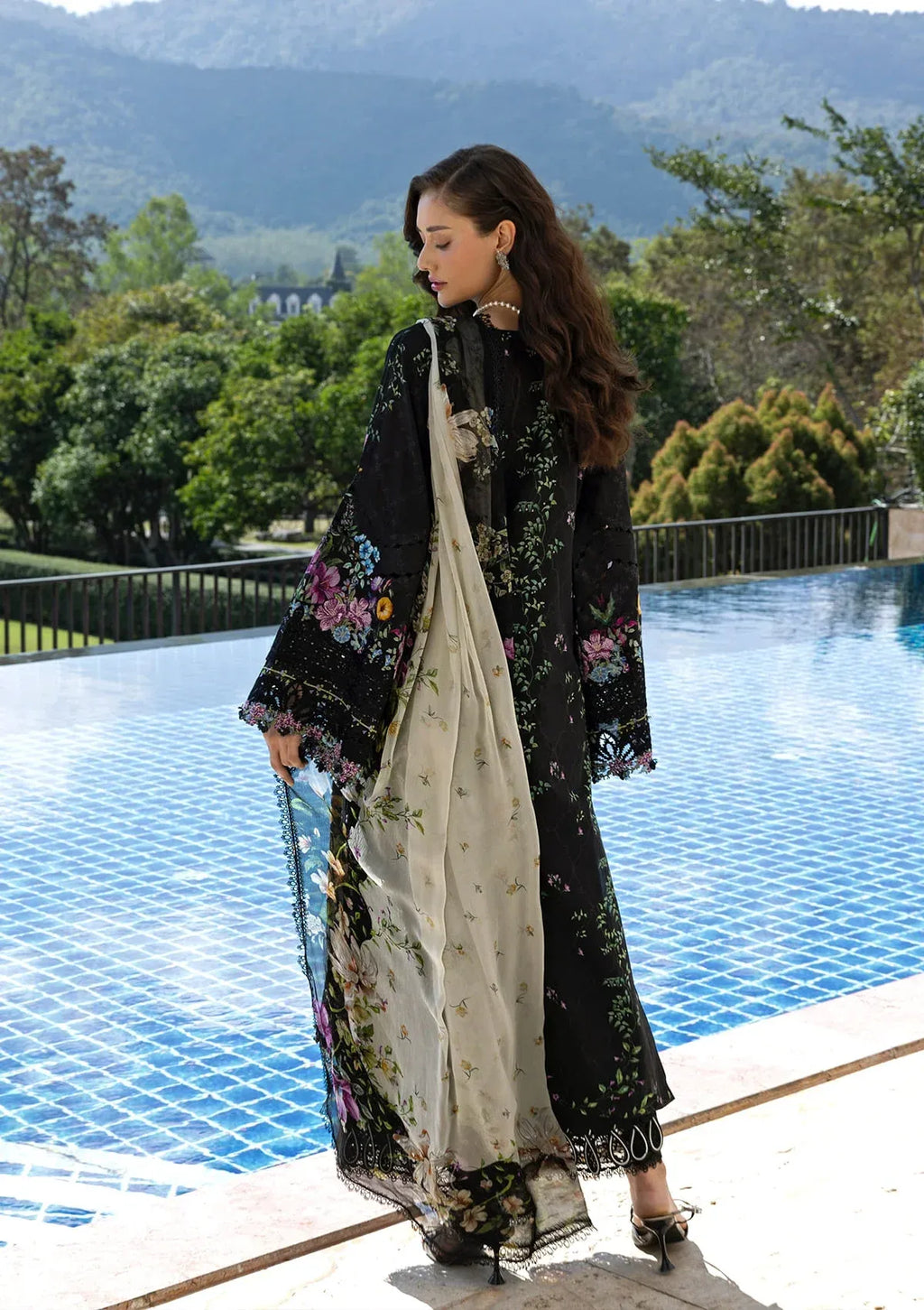 ELAF SIGNATURE EMBROIDERED COLLECTION ESA-1B