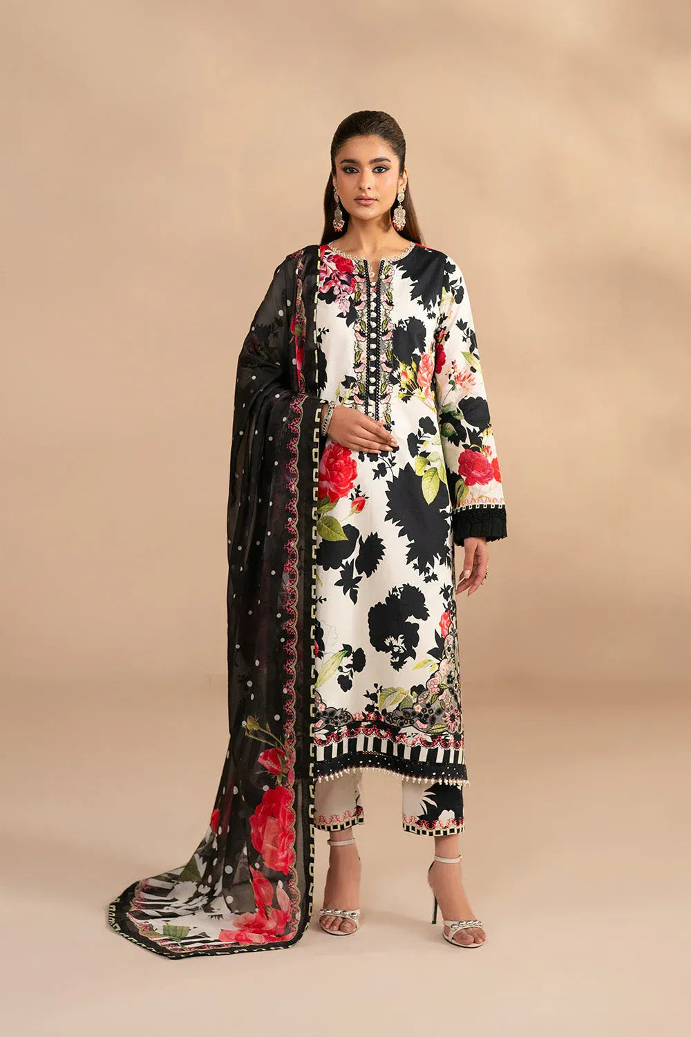 MARYUM N MARIA EMBROIDERED PRINT LAWN VENYA
