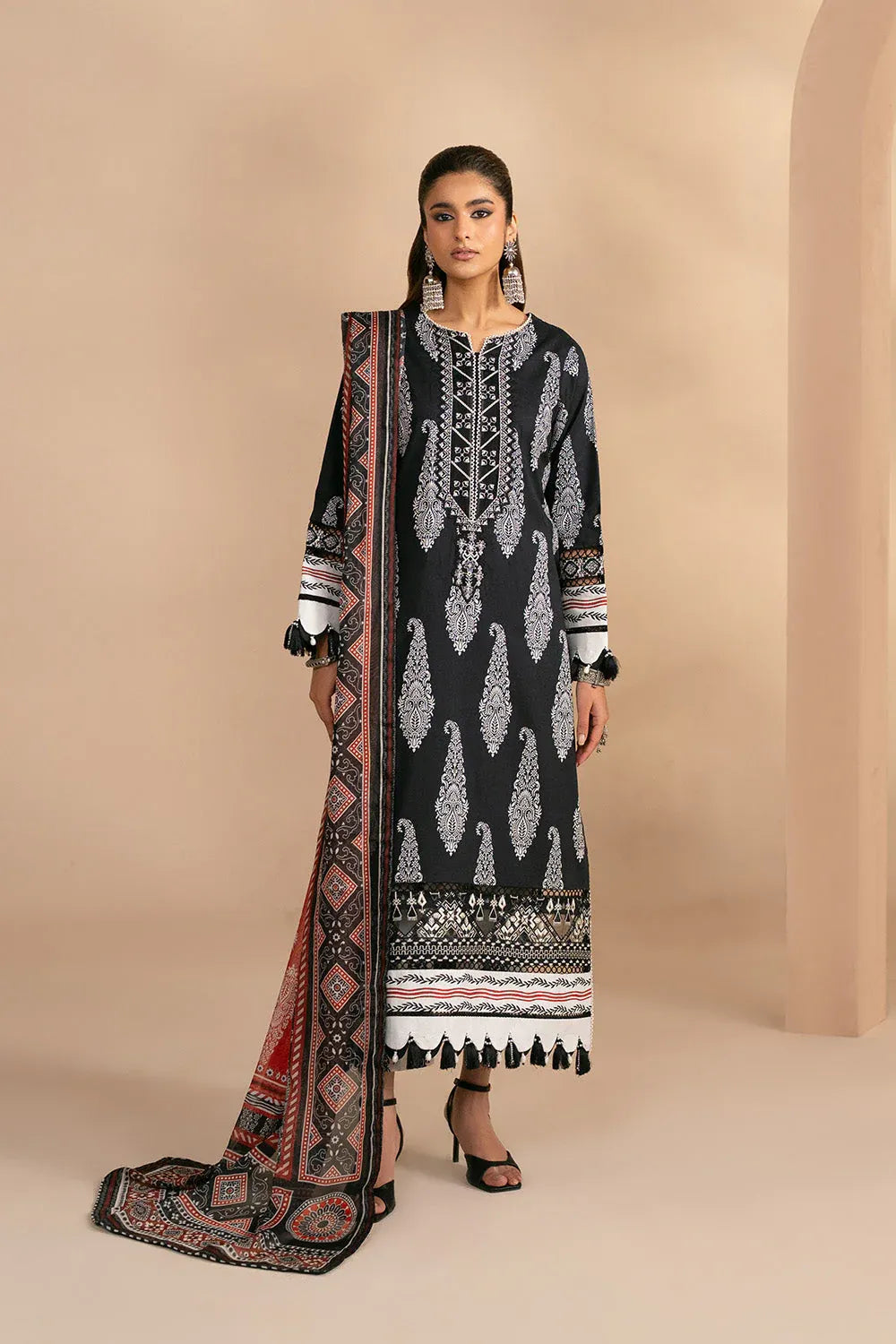 MARYUM N MARIA EMBROIDERED PRINT LAWN VIBHA