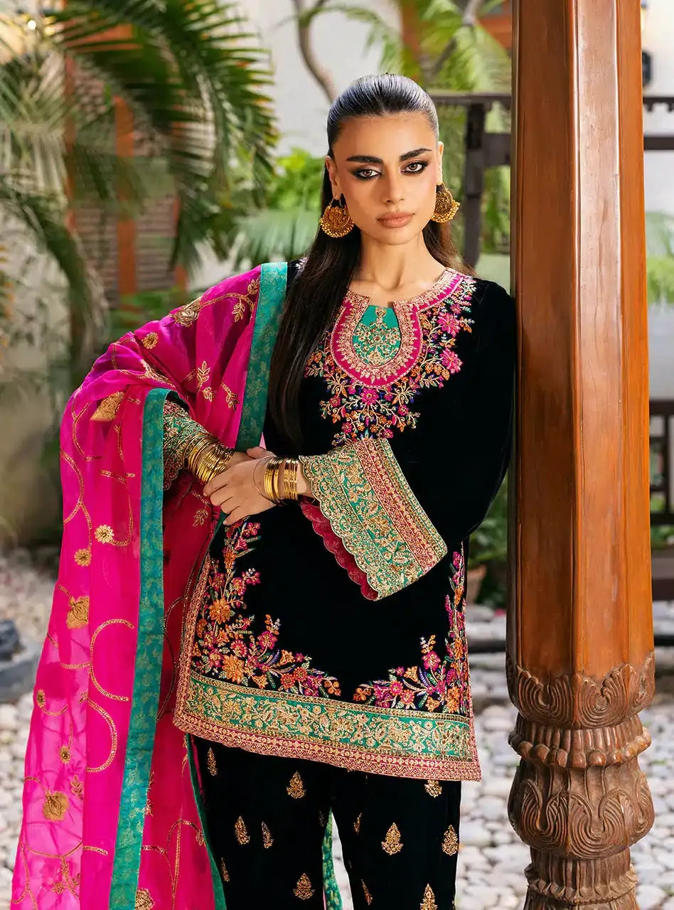 ZAINAB CHOTTANI ZEBA