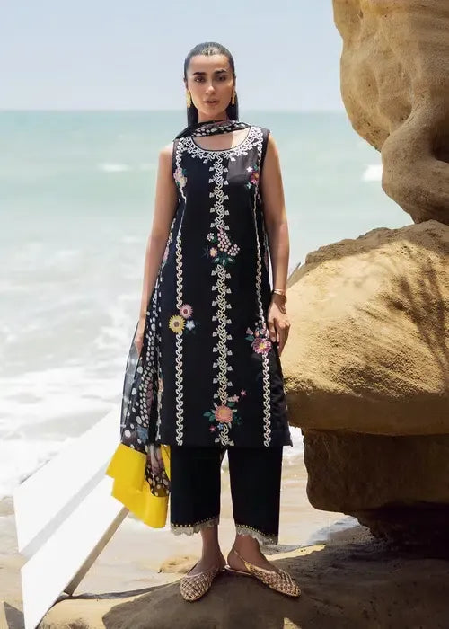 SIRAA BY SADAF FAWAD KHAN D-09