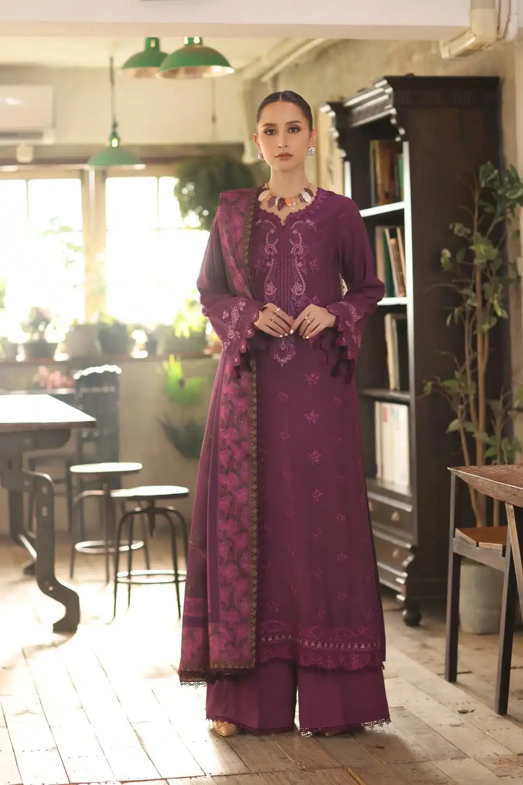 NOOR BY SAADIA ASAD D-08B