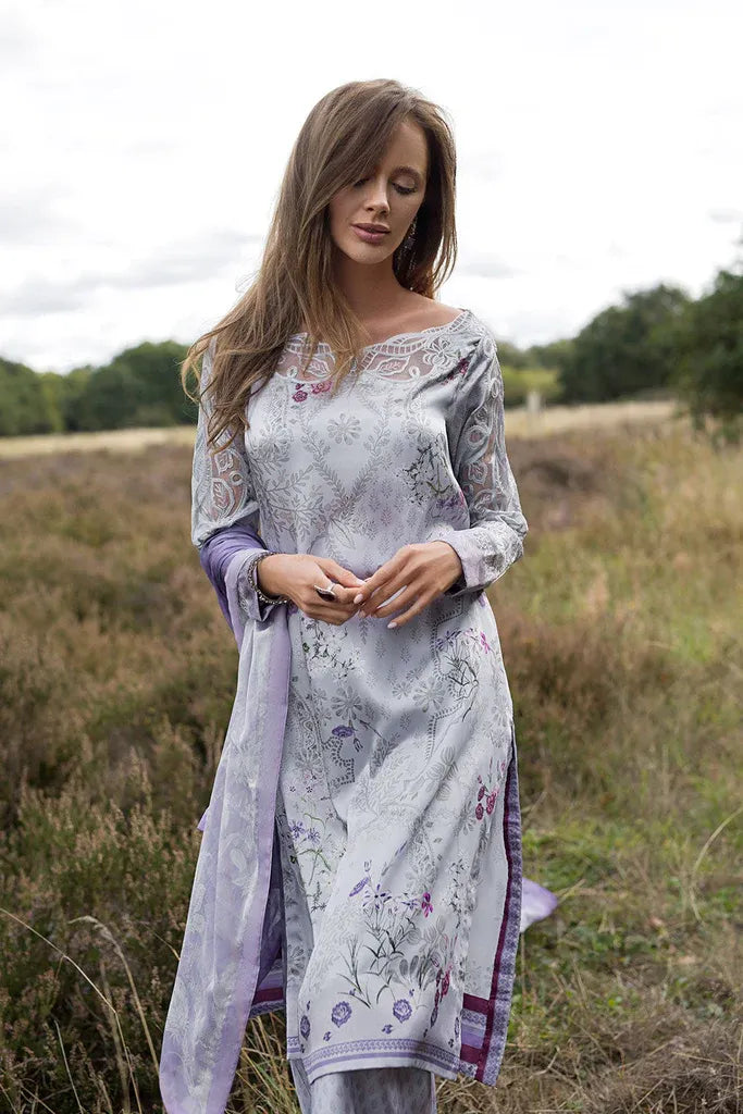 SOBIA NAZIR SATIN D-03