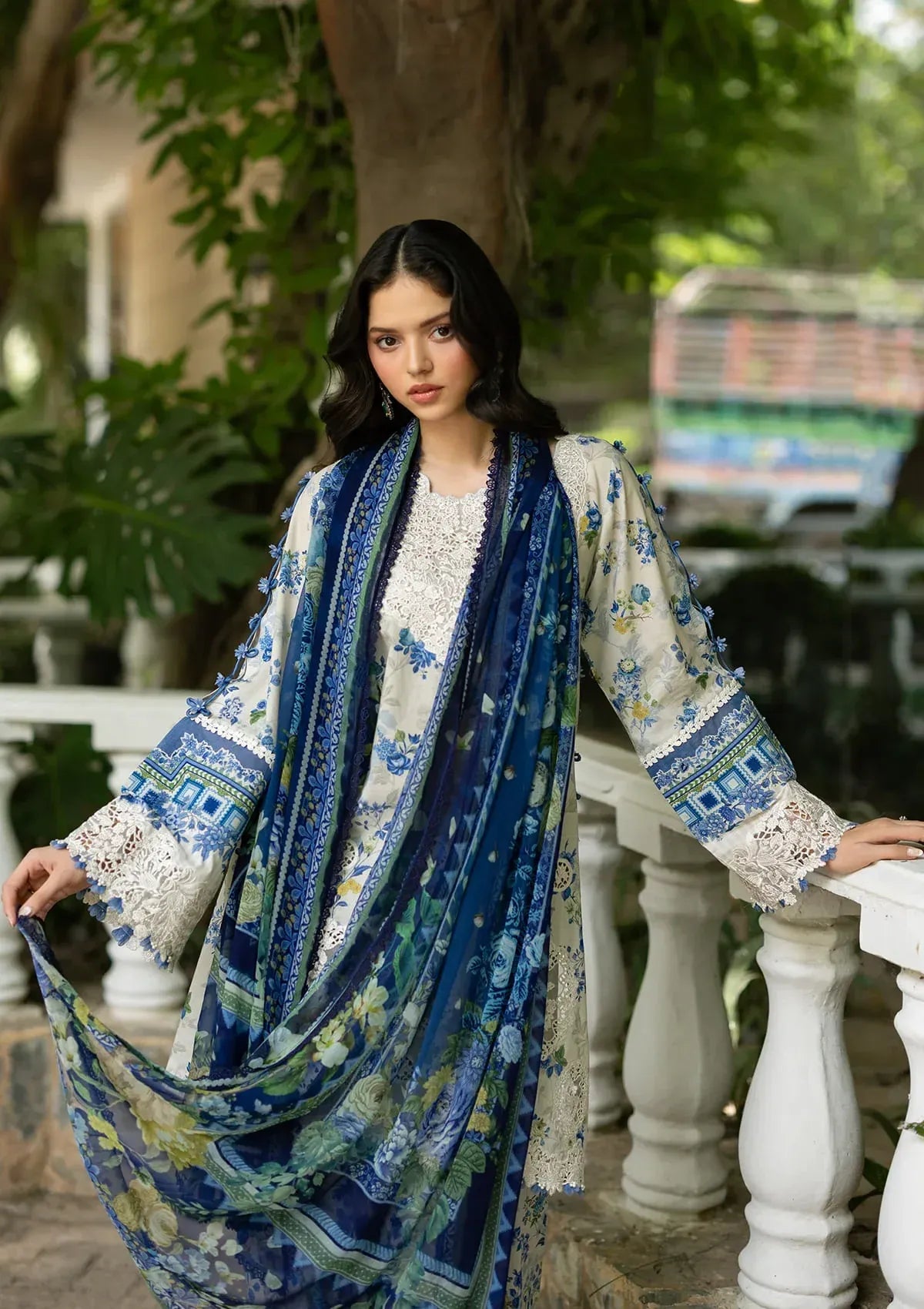 ELAF SIGNATURE EMB LAWN ESG-8B
