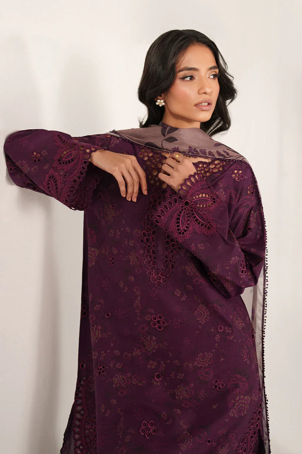 IZNIK SPRING SUMMER SS-08