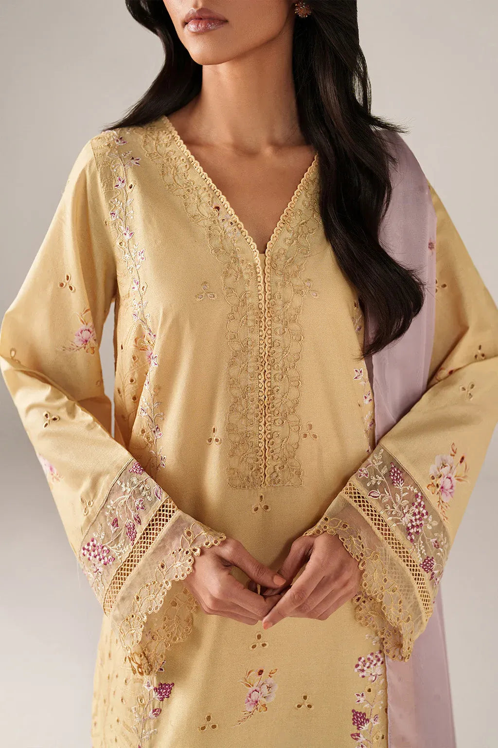 IZNIK SPRING SUMMER SS-11