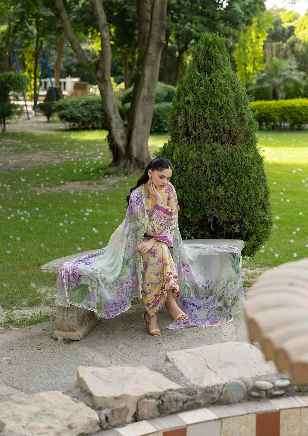 ELAF SIGNATURE EMB LAWN ESG-7A