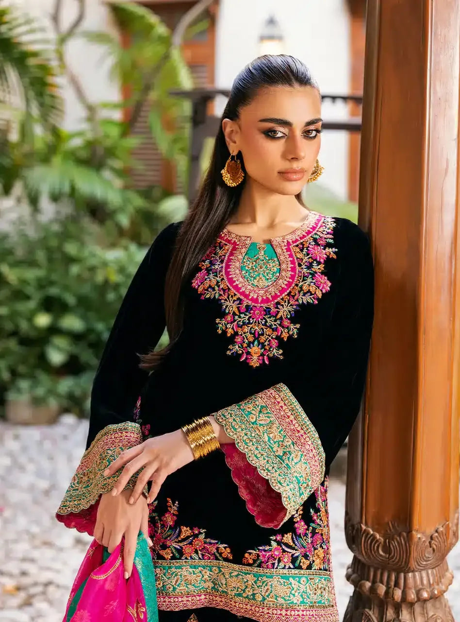 ZAINAB CHOTTANI ZEBA