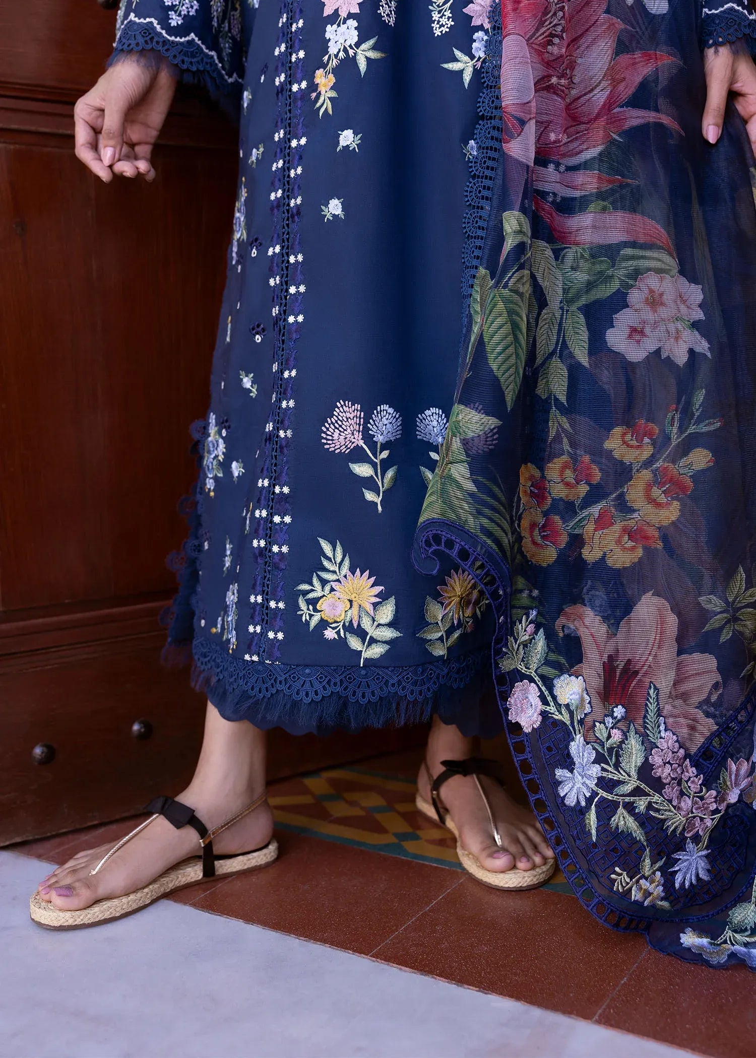 STITCHED BY CC D-02B SAIRA SHKIRA 3PC