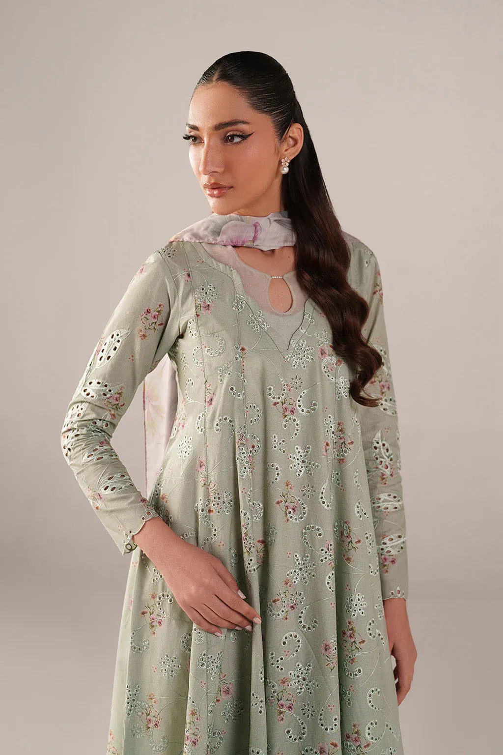 IZNIK SPRING SUMMER SS-03