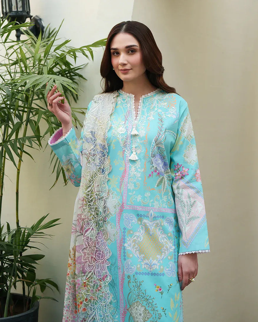 ROHEENAZ WHISPERED FLORALS PETAL HUSH