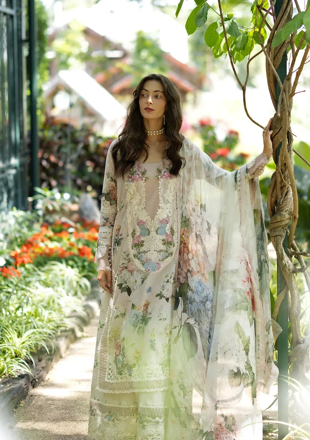 ELAF SIGNATURE EMBROIDERED COLLECTION ESA-4A