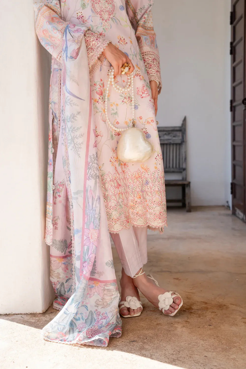AABYAAN SHEZLIN CHIKANKARI AZ-04