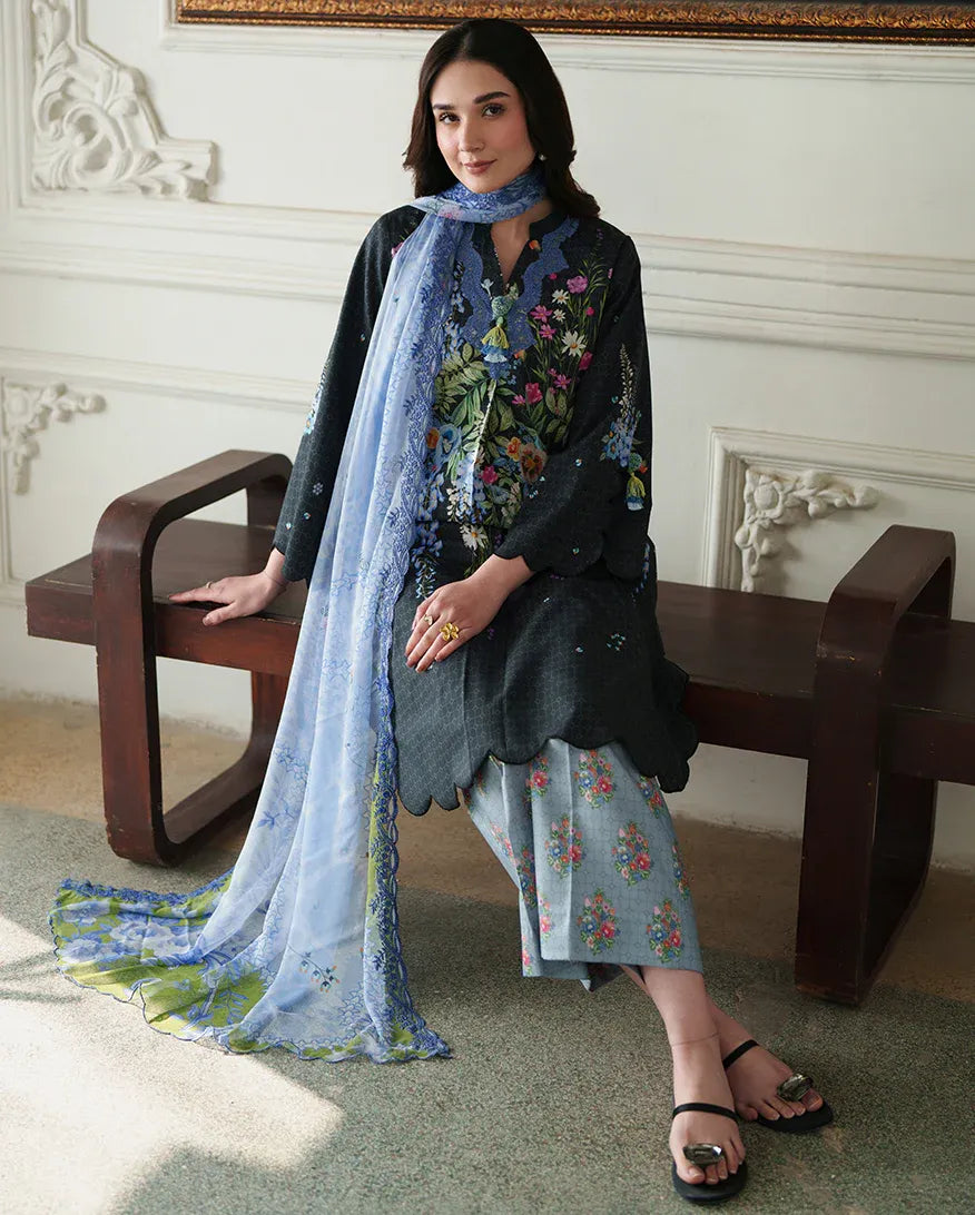 ROHEENAZ WHISPERED FLORALS MUTED ROSE
