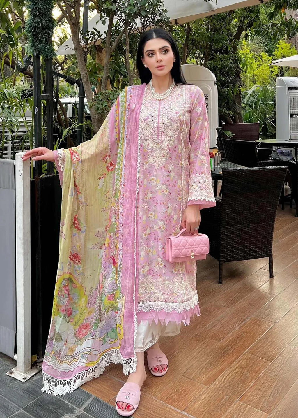 KANWAL MALIK LYLE PINK
