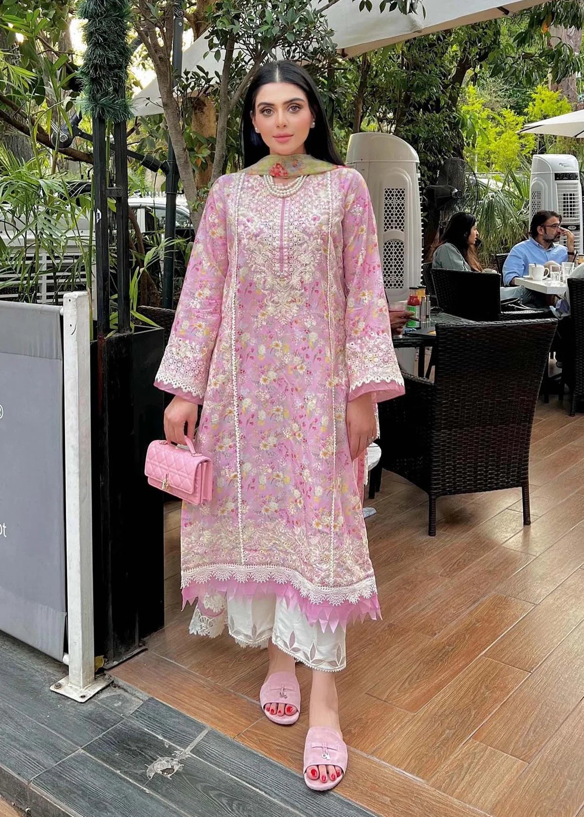 KANWAL MALIK LYLE PINK