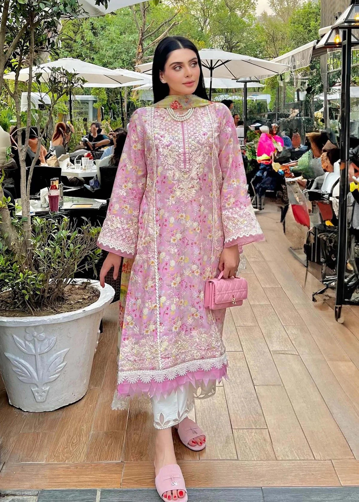 KANWAL MALIK LYLE PINK