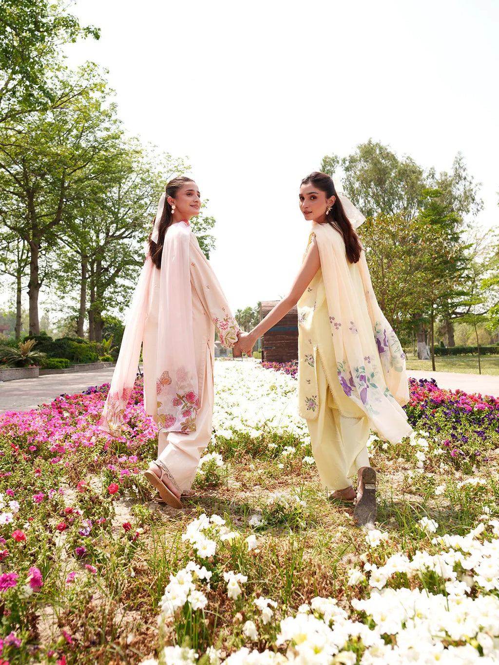 DEYAR THE GARDEN SUMMER EDIT LILY