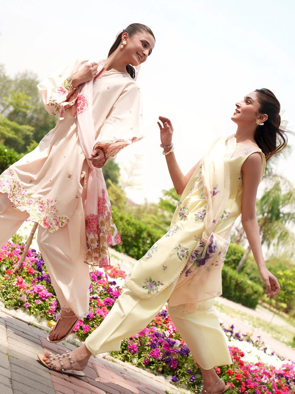 DEYAR THE GARDEN SUMMER EDIT LILY