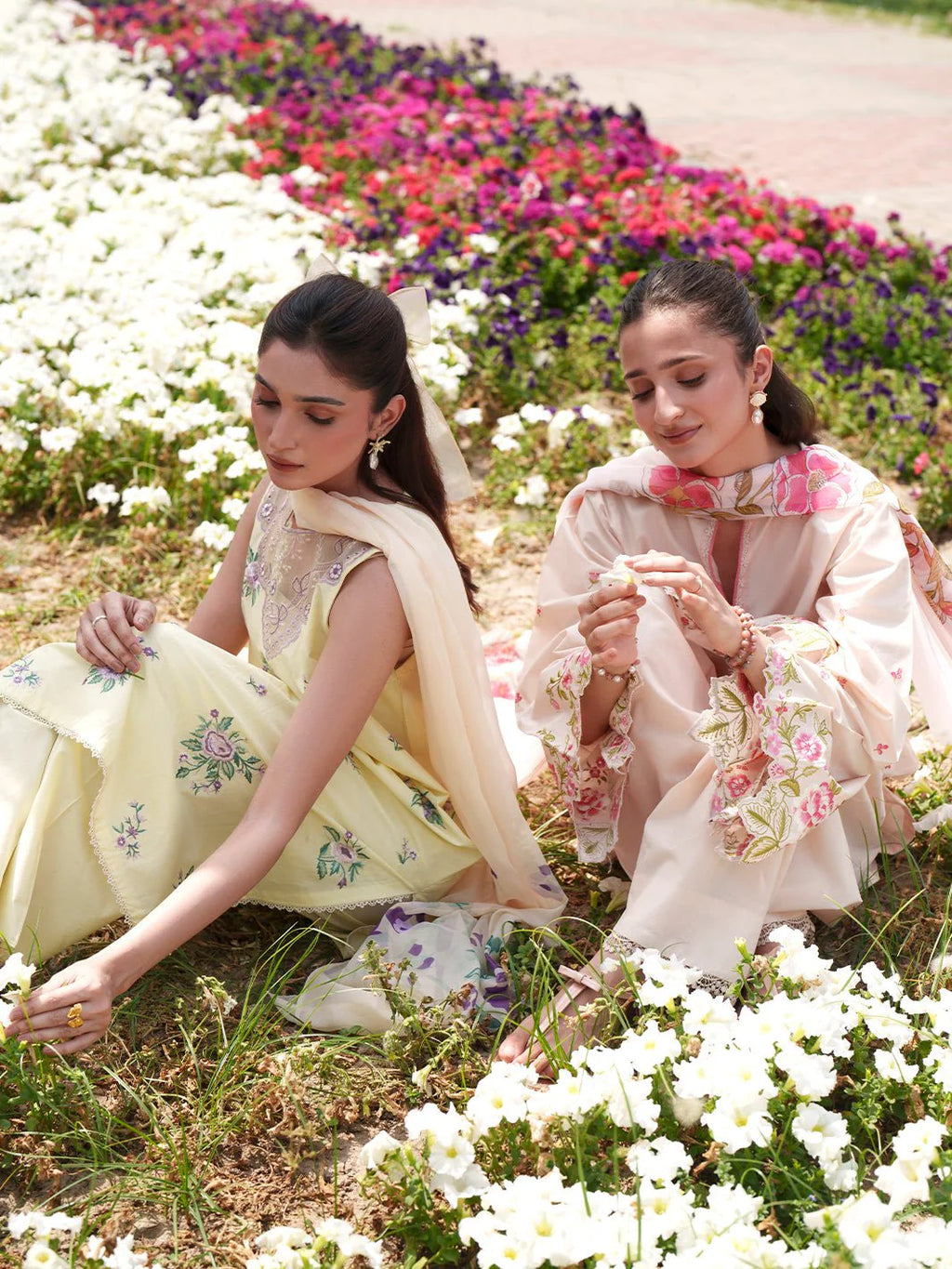 DEYAR THE GARDEN SUMMER EDIT LILY
