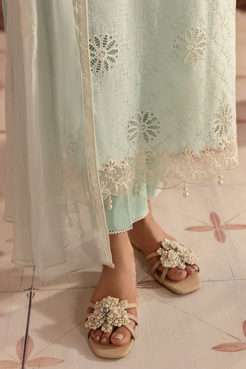 CROSS STITCHED PREMIUM LAWN D-09 SKY WHISPER