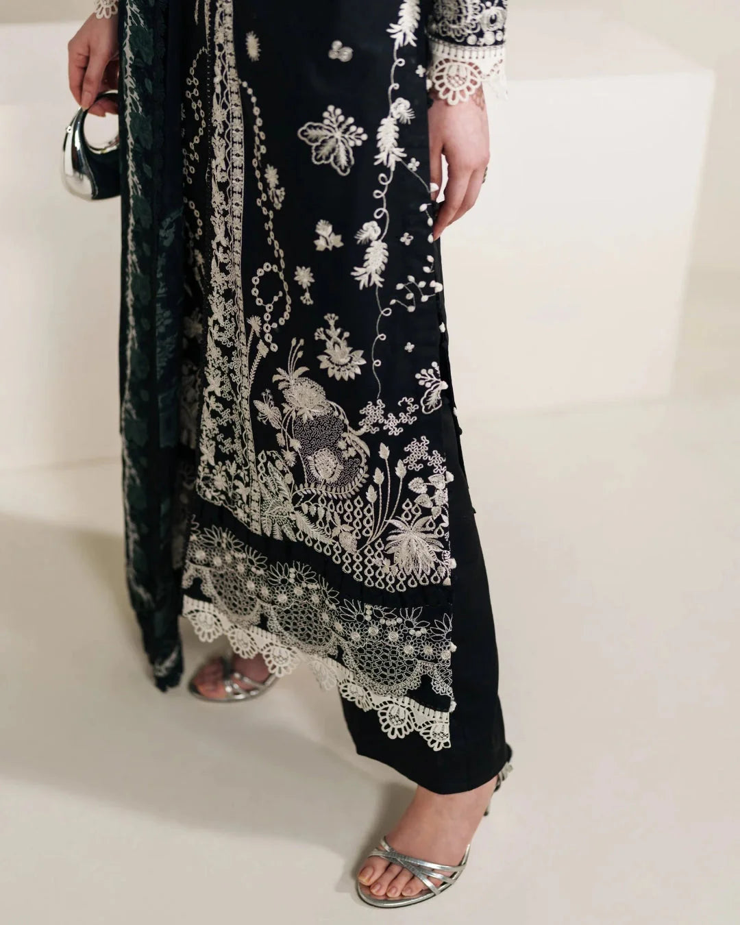 STITCHED BY CC NEESHAY WHISPERS OF SUMMER MAEVE 3PC